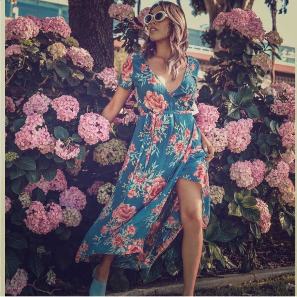Billabong Floral Wrap Dress 🌺